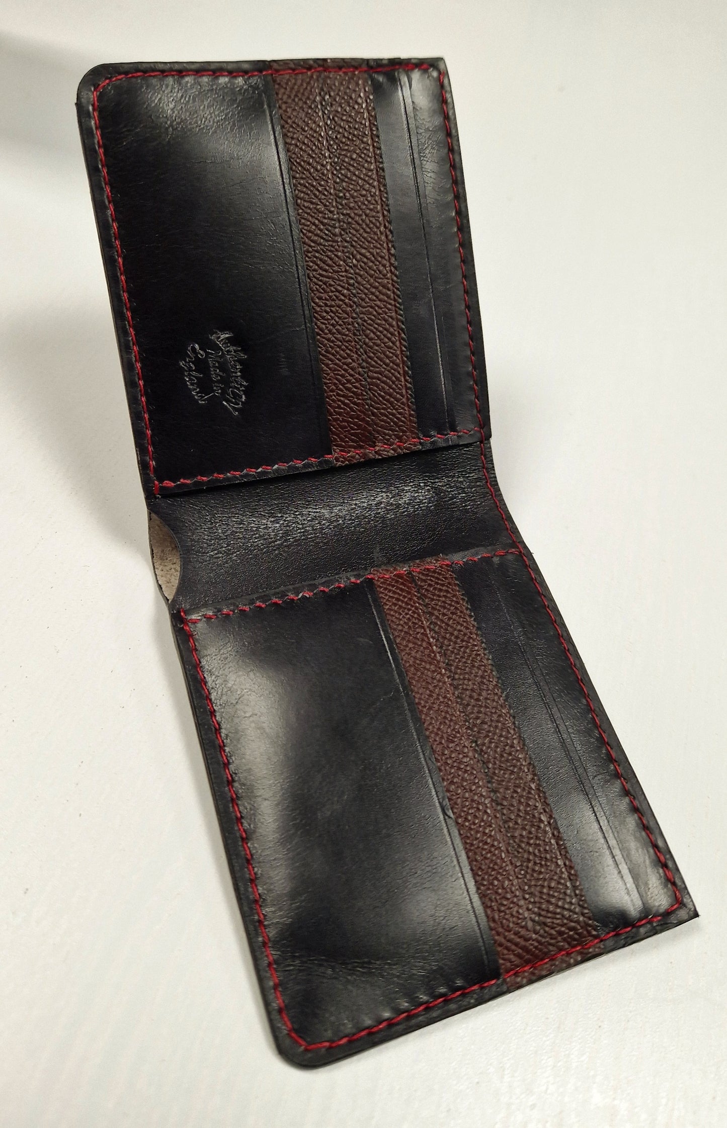 Bifold men wallet